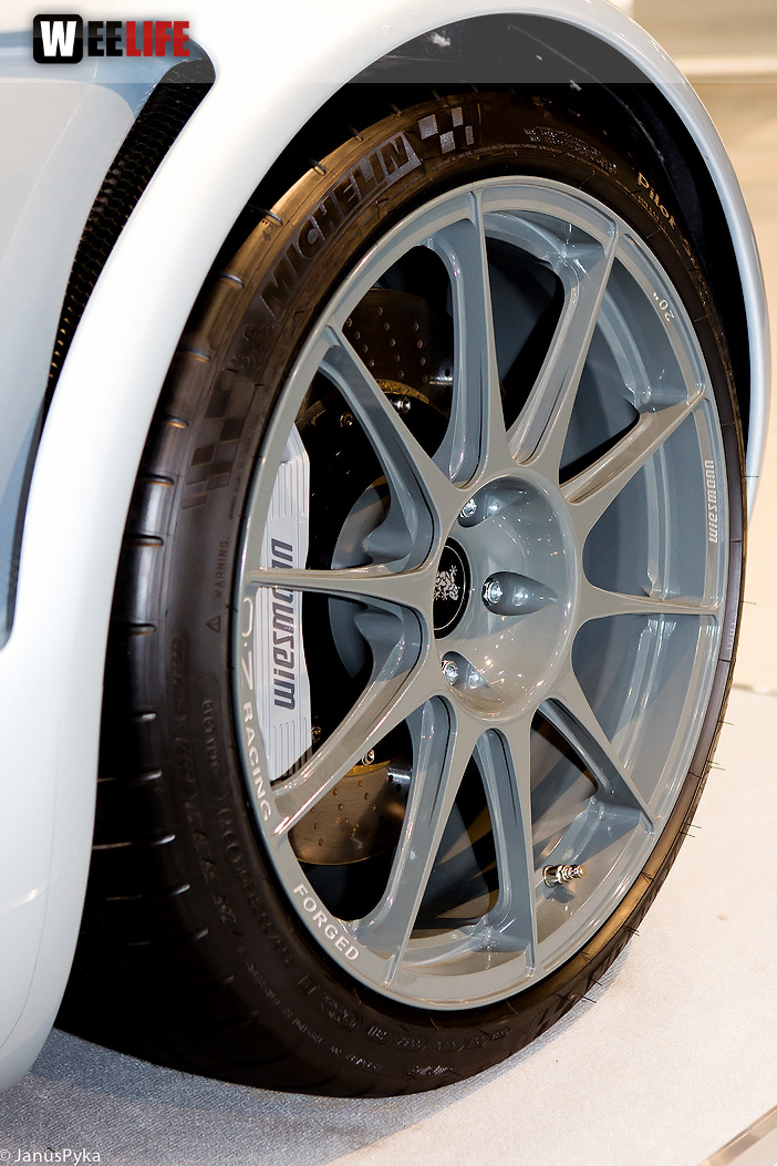 AMI - Auto Mobil International