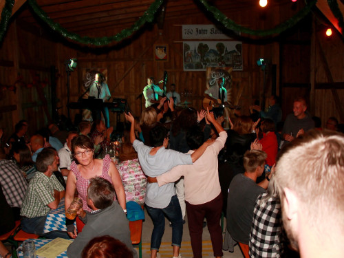 Weinfest Froschburg Kärwa Gery and the Johnboys – Foto 6