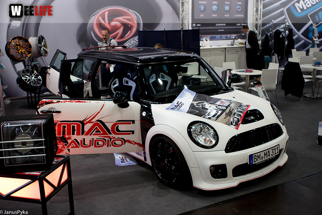 AMI - Auto Mobil International