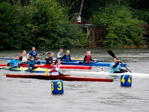 Int. HofRegatta im Kanu-Sprint – Foto 9