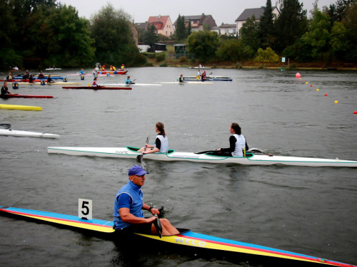 Int. HofRegatta im Kanu-Sprint – Foto 20