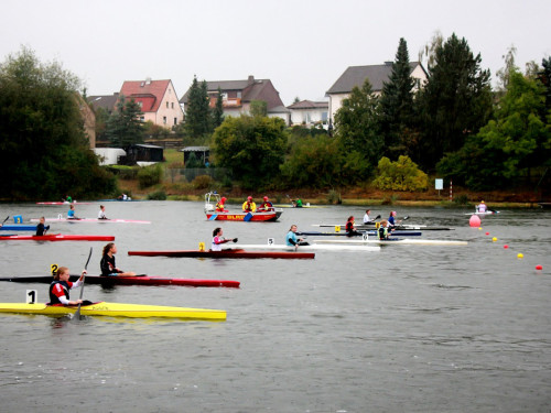 Int. HofRegatta im Kanu-Sprint – Foto 28