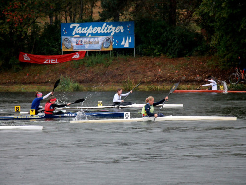 Int. HofRegatta im Kanu-Sprint – Foto 45