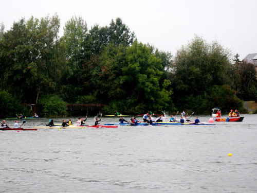 Int. HofRegatta im Kanu-Sprint – Foto 59