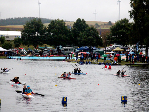 Int. HofRegatta im Kanu-Sprint – Foto 252