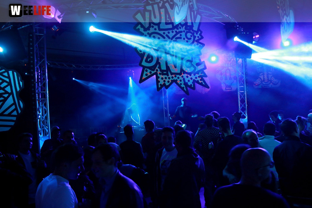 Vulcan Dance Party mit DJ NOMAD und MC Hoftexplosion 2