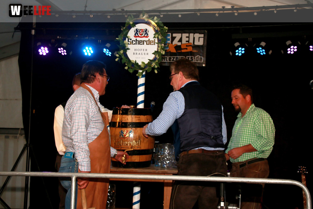 Festeröffnung mit Festanstich Stefan Müller 1. Gattendorfer Oktoberfestla