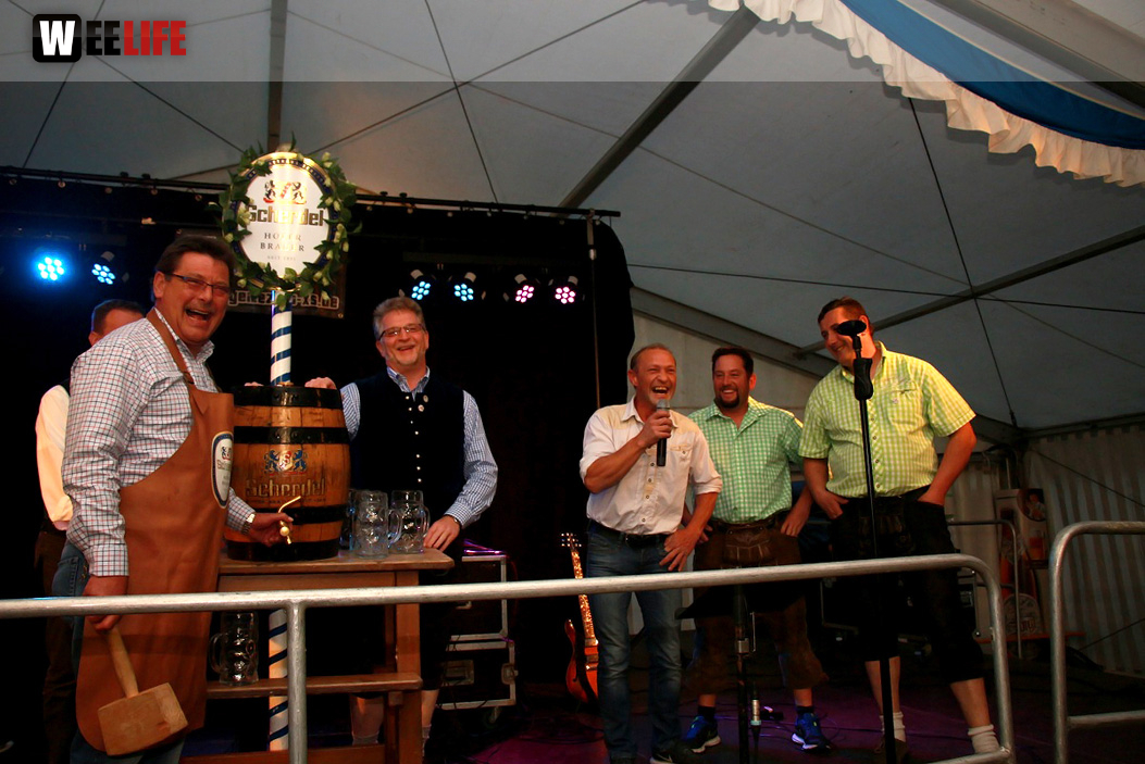 Festeröffnung mit Festanstich Stefan Müller 1. Gattendorfer Oktoberfestla