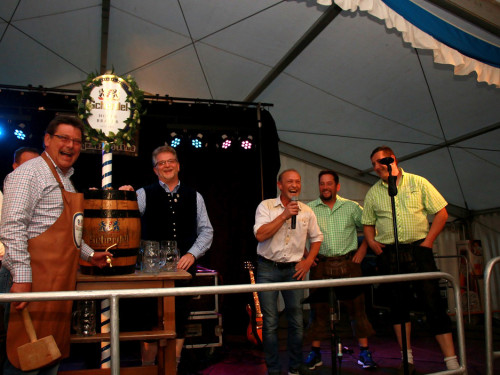 Festeröffnung mit Festanstich Stefan Müller 1. Gattendorfer Oktoberfestla – Foto 24