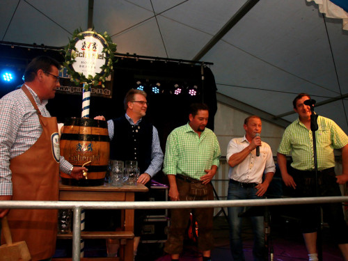 Festeröffnung mit Festanstich Stefan Müller 1. Gattendorfer Oktoberfestla – Foto 25
