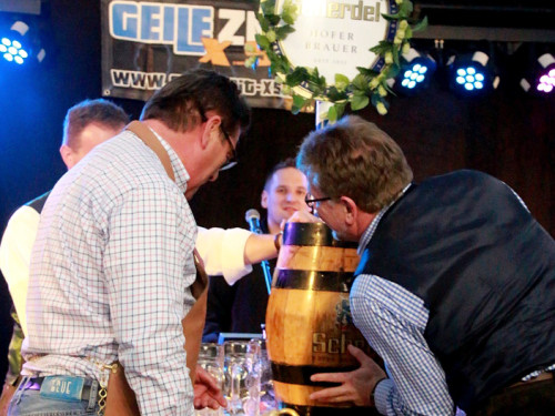 Festeröffnung mit Festanstich Stefan Müller 1. Gattendorfer Oktoberfestla – Foto 32