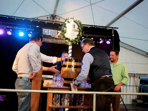 Festeröffnung mit Festanstich Stefan Müller 1. Gattendorfer Oktoberfestla – Foto 36