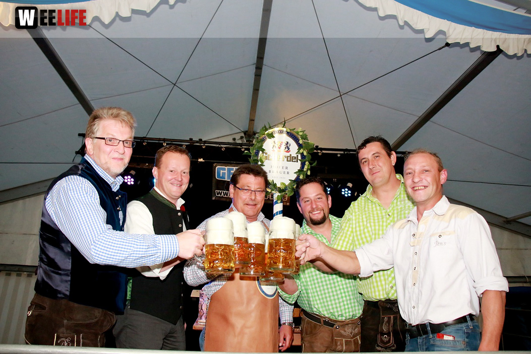 Festeröffnung mit Festanstich Stefan Müller 1. Gattendorfer Oktoberfestla
