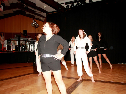 Schwarzweiß Ball mit Pina Colada – Foto 38