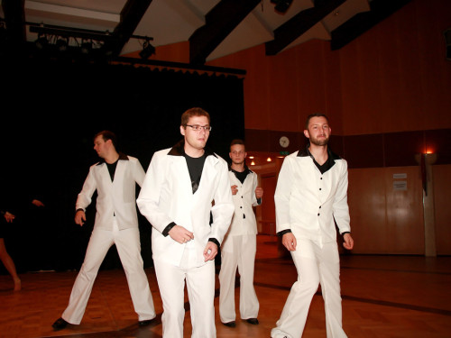 Schwarzweiß Ball mit Pina Colada – Foto 40