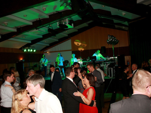 Schwarzweiß Ball mit Pina Colada – Foto 50