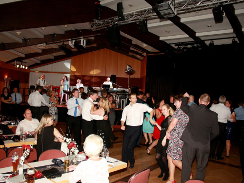 Schwarzweiß Ball mit Pina Colada – Foto 54