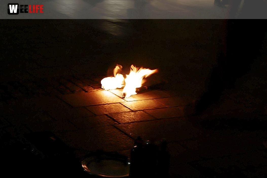 Weihnachtsmarkt mit Feuerkünstler Chariash