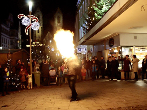 Weihnachtsmarkt mit Feuerkünstler Chariash – Foto 53