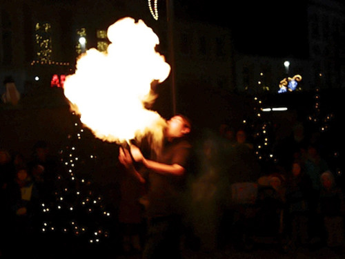 Weihnachtsmarkt mit Feuerkünstler Chariash – Foto 54
