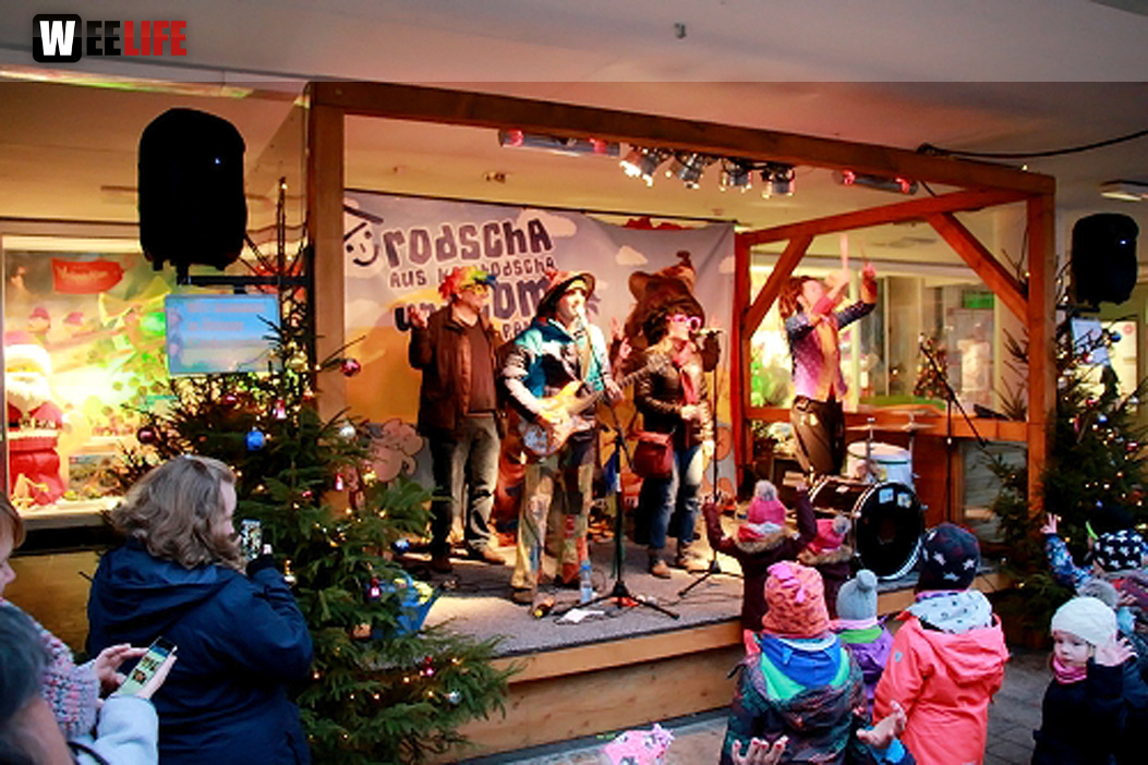Hofer Weihnachtsmarkt  Rodscha aus Kambodscha 18.12.16