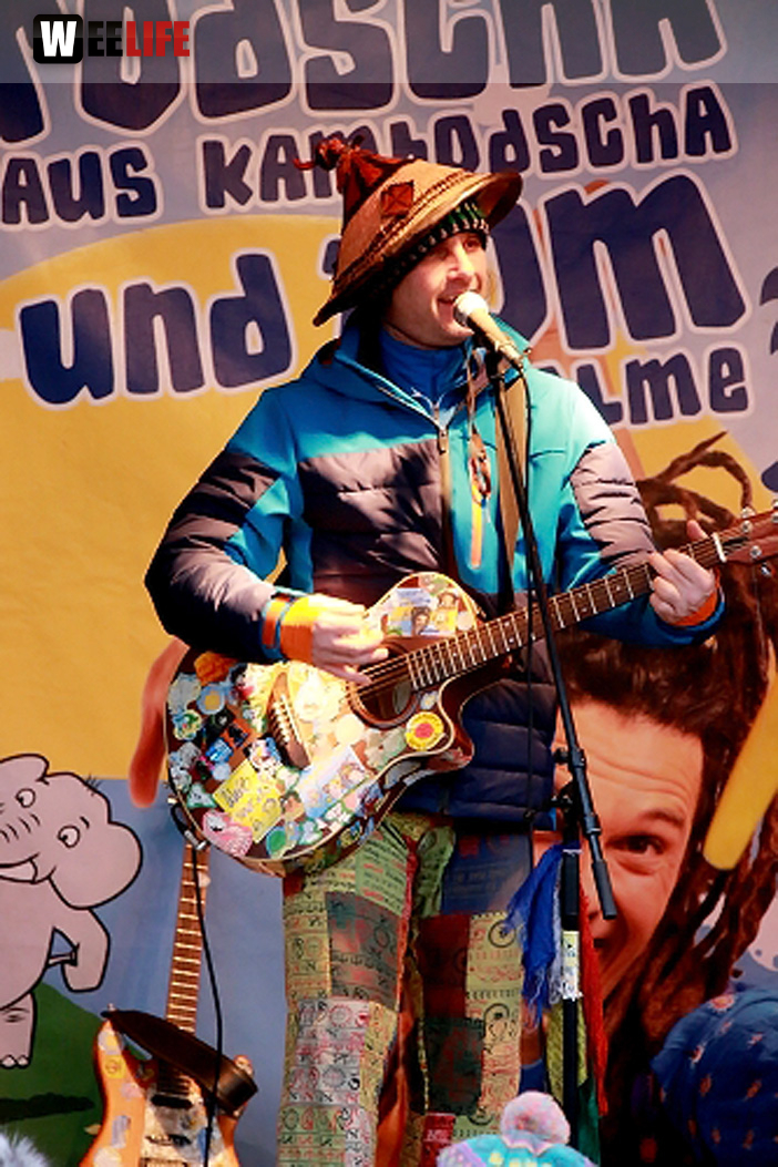 Hofer Weihnachtsmarkt  Rodscha aus Kambodscha 18.12.16