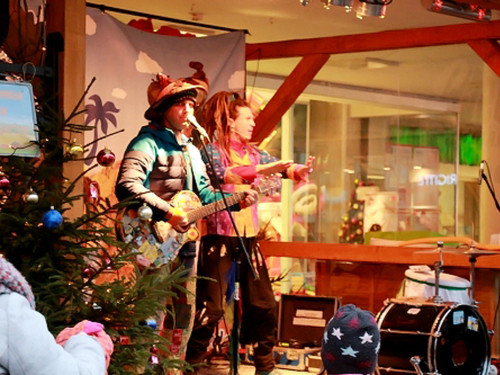 Hofer Weihnachtsmarkt  Rodscha aus Kambodscha 18.12.16 – Foto 47