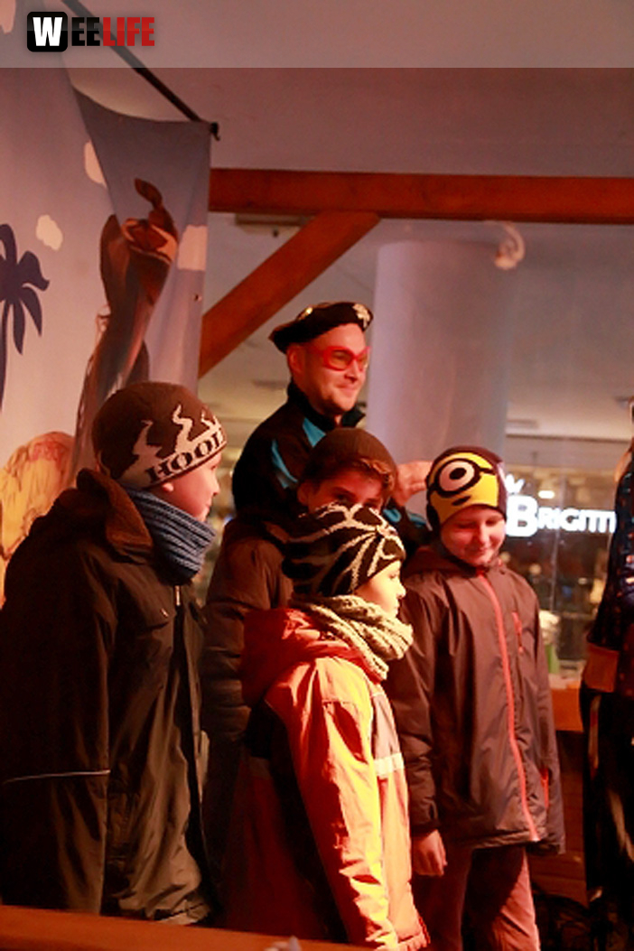 Hofer Weihnachtsmarkt  Rodscha aus Kambodscha 18.12.16