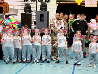 Foto 193935 im Album