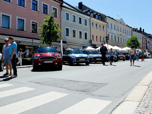 Autoschau Boxenstopp – Foto 2