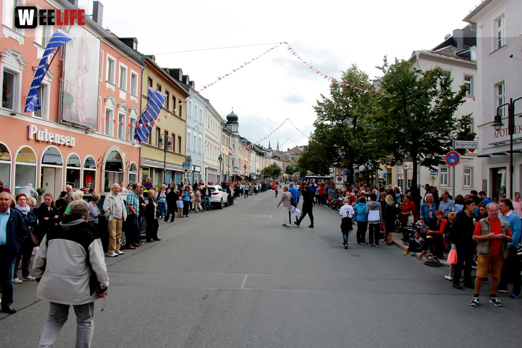 Zuschauer Volksfestumzug Hofer Volksfest 2017