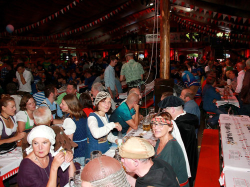 Auftakt mit der Original Töpener Blasmusik Hofer Volksfest 2017 – Foto 8