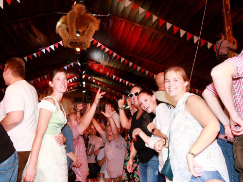 Die Partyvögel Tag der Landjugend Hofer Volksfest 2017 – Foto 40