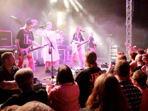 J.B.O Euroherz-Tag Hofer Volksfest 2017 – Foto 58