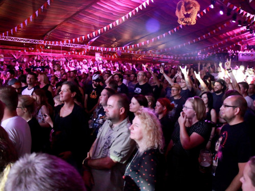 J.B.O Euroherz-Tag Hofer Volksfest 2017 – Foto 77