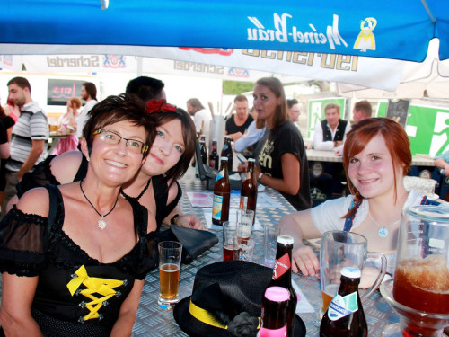 Nachmittag mit Hofer Bierbotschaft Tag 5 Hofer Volksfest 2017 – Foto 95