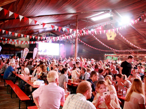 Isartaler Hexen Tag der Getränkevielfalt Hofer Volksfest 2017 – Foto 9