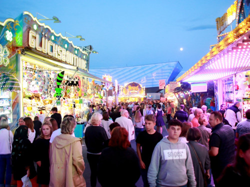  Aischzeit Aetka-Tag Tag 9 Hofer Volksfest 2017 – Foto 110