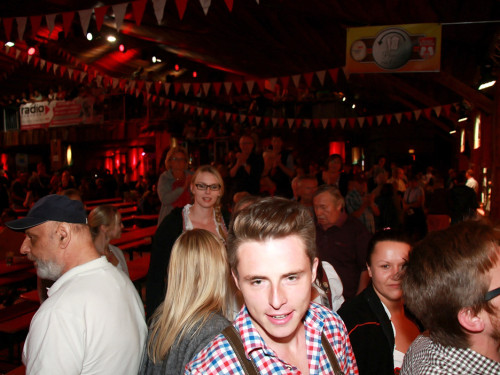 Auszug der Bedienungen Tag 10 Hofer Volksfest 2017 – Foto 14