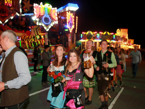Auszug der Bedienungen Tag 10 Hofer Volksfest 2017 – Foto 53
