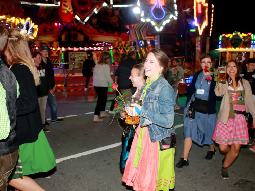 Auszug der Bedienungen Tag 10 Hofer Volksfest 2017 – Foto 54