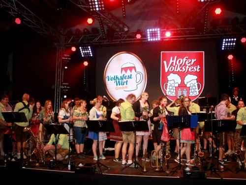 Auszug der Bedienungen Tag 10 Hofer Volksfest 2017 – Foto 59