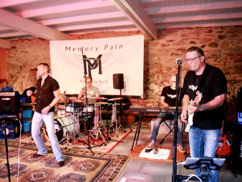 Memory Pain Innenhofkonzerte Klugmühle Köditz – Foto 52