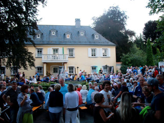 Vorschau des nächsten Fotos