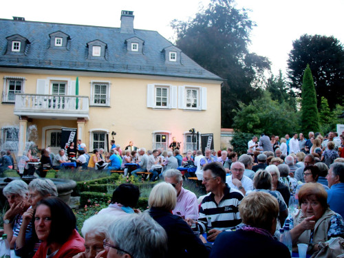 Zweitakter XXL Innenhofkonzerte Schloss Köditz – Foto 3