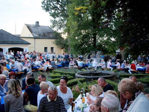 Zweitakter XXL Innenhofkonzerte Schloss Köditz – Foto 10