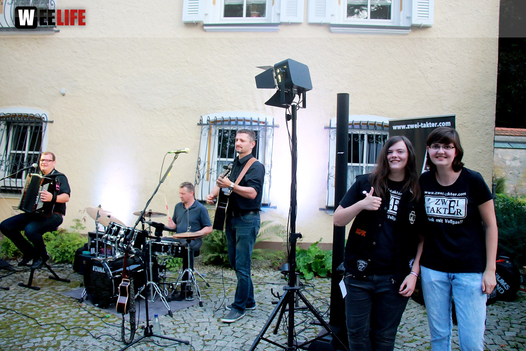 Zweitakter XXL Innenhofkonzerte Schloss Köditz