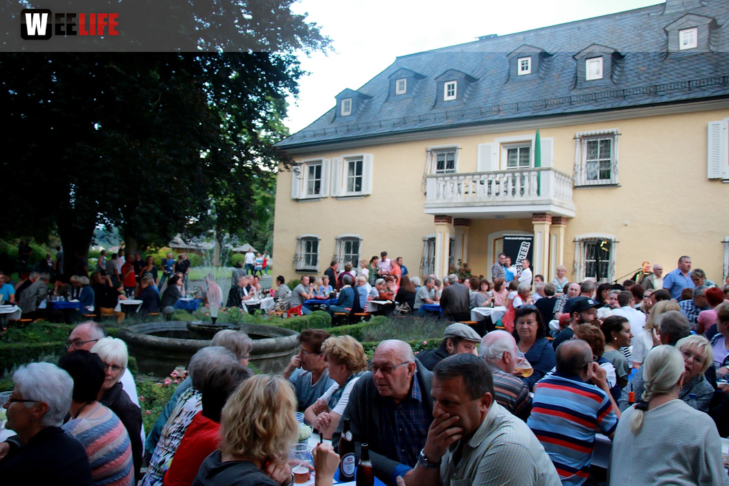 Zweitakter XXL Innenhofkonzerte Schloss Köditz