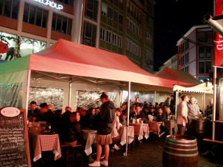 Vorschau des vorherigen Fotos
