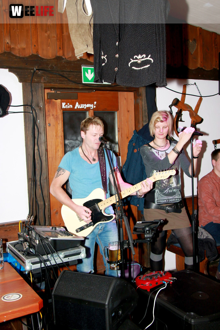 Enzo in der Hofer Skihütte
